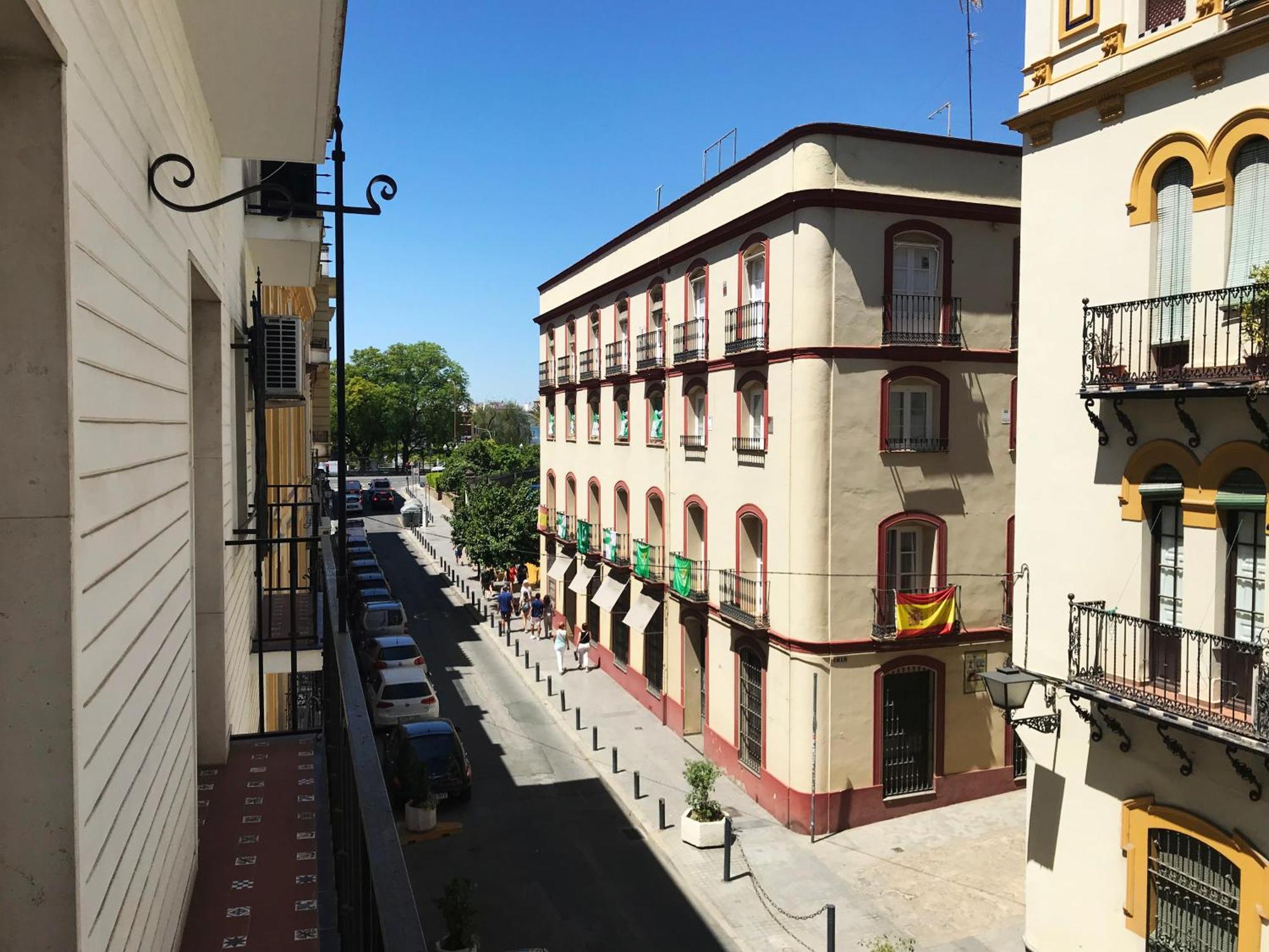 Ad21Sevilla - Suite Exterior foto